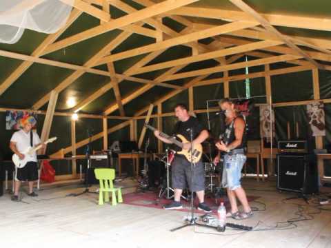 REBEL 67 : SLIBY CHYBY