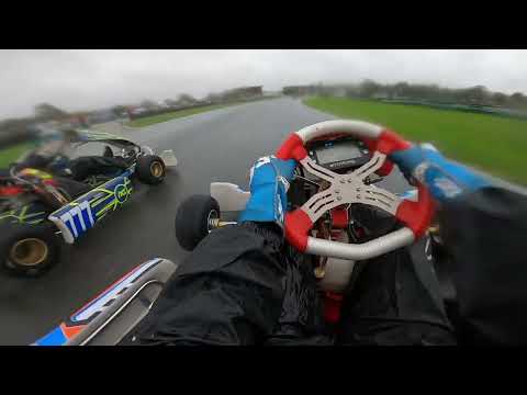 Indikart round 9 heat 2 senior rotax  Hooton park 