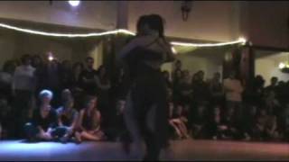 Paula Tejeda y Lucas Carrizo en La Milonga Solidaria 01