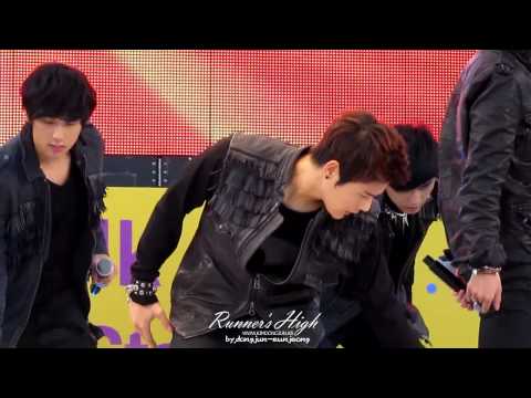 [Fancam] 121117 ZE:A Dongjun - Phoenix (A walk with the Stars)