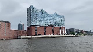 ドイツ、 ハンブルクで遊覧船に乗ってきました
