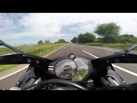 download lagu mp3 mp4 Moto R1, download lagu Moto R1 gratis, unduh video klip Moto R1