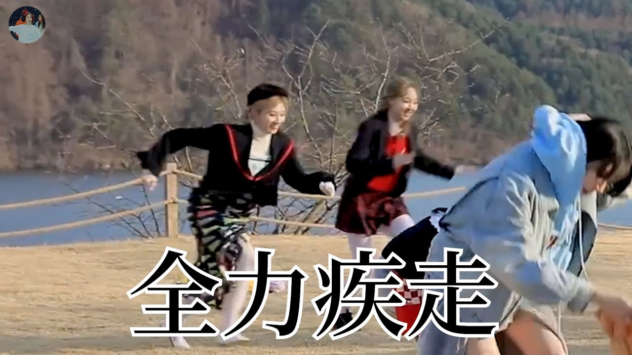 【日本語字幕 TWICE】幼稚園児たちのだるまさんがころんだ【情報量過多】