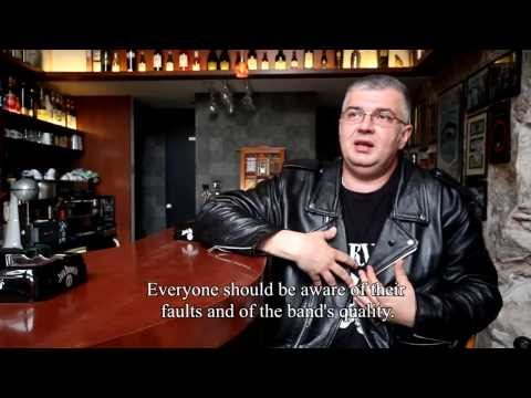 Mi plačemo iza tamnih naočara (2012)