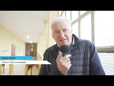 Jürge Bruhn Demokratie Leben Erlöser Mittelschule Bamberg mit Jugendcoach Osman Citir