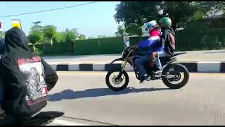 Download lagu Gitik Moonraker🇳🇱 Ini Ciri Khas Kami🇳🇱 mp3