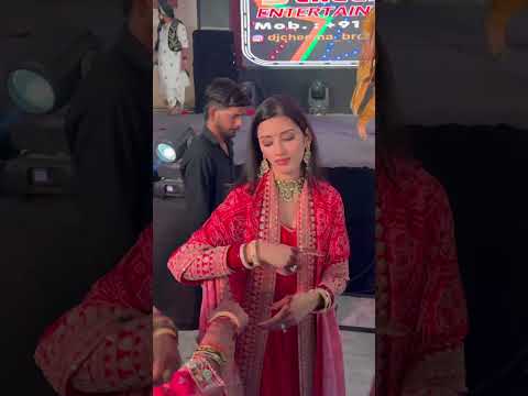 Shadi Mei Kamaye Paise 😳 #neetubisht #funny #lakhneet #comedy #youtubeshorts #shortvideos #shorts