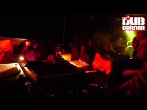 Dub Corner #15 - I-Skankers ▶ Ranking Fox "Free Mandela" (Dub Foundry) / Mo'Kalamity / S'Kaya ⑤