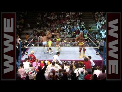 Hulk Hogan and Ultimate Warrior go toe-to-toe in the Royal Rumble Match: Royal Rumble 1990