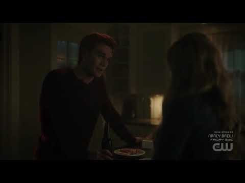 Riverdale 5x19 Archie and Betty are back together Again but Hiram put bomb in Archie house Ending.