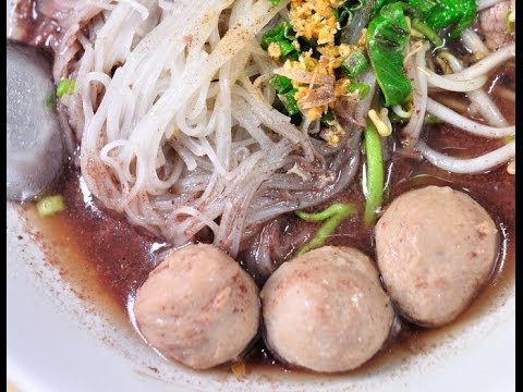 Authentic Thai Boat Noodles with Beef