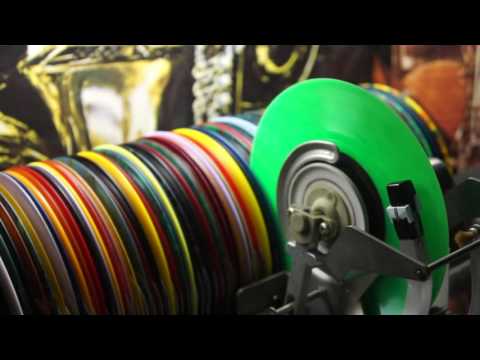 Jonnie's Jukebox Plays: I Gotta Know - Elvis Presley 1960. Green Vinyl 45rpm - Record Collection