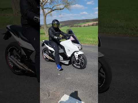 Thumbnail for Honda Integra Nc700 Beschleunigung by Honda Integra