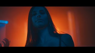 Musik-Video-Miniaturansicht zu Aventador Songtext von Galvan Real