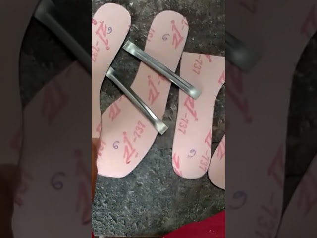Vídeo relacionado con QEXUJOW Plantillas de zapatos,Suela antideslizante, plantilla con dibujo de ondas, almohadilla protectora insonorizante en la suela, silicona resistente al desgaste y cortable.