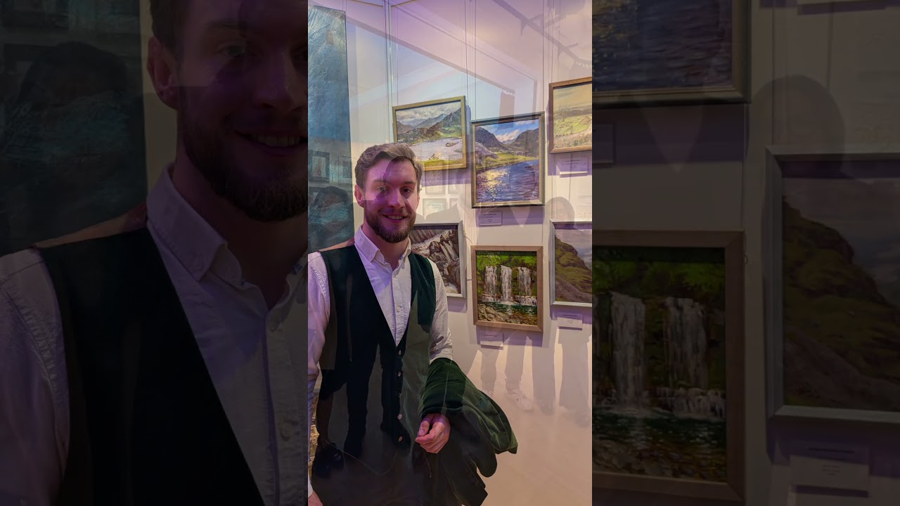 Exhibiting at The London Welsh Centre. Thank you to everyone who stopped by! Diolch yn fawr #art