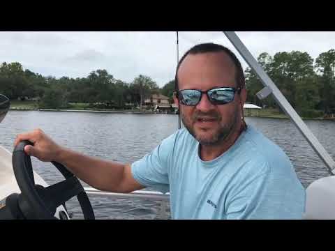 Sunchaser Pontoon at Star Lake
