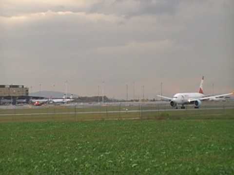Austrian Boeing 777 Takeoff from Vienna.MOD