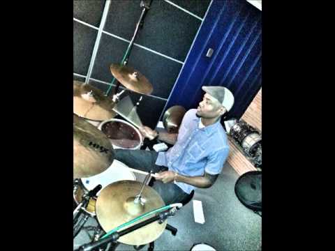 download lagu mp3 mp4 Million Dollar Drum Set, download lagu Million Dollar Drum Set gratis, unduh video klip Million Dollar Drum Set