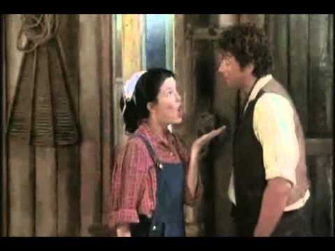 Oklahoma! The Original London Cast (1998) - People Will Say We're In Love