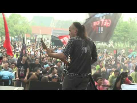 Gevolt - Bay Mir Bistu Sheyn (live at MIDI Fest 2016, China)