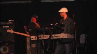 Slave- Baby wait for mest louis july10 2010