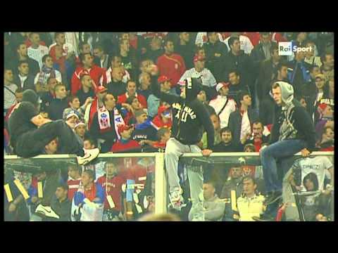 Italija-Srbija 12.10.2010 navijaci u Djenovi II deo