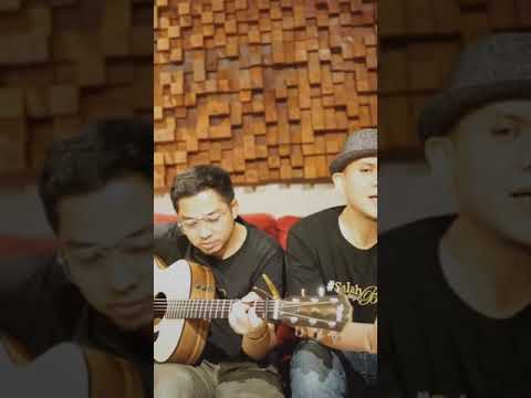 Ade govinda feat fadly padi Salah Tapi Baik
