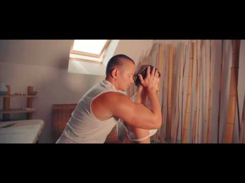 Vruća masaža porno video