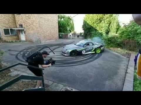 Dreharbeiten für Gianni Suave The Hills Have Eyes.  Mazda Rx7 Fd Drift Donuts