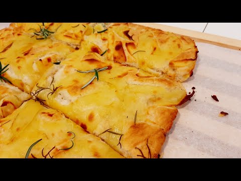 Focaccia con patate e rosmarino
