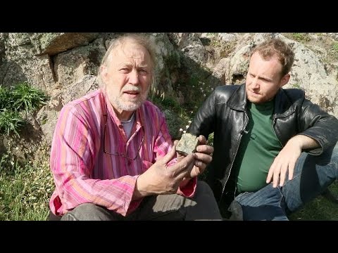 image-What is the ore of cassiterite?