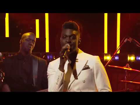 Corneille - Sign Your Name (Live)