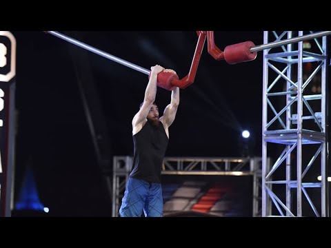 Ryan Stratis at the Vegas Finals: Stage 3 - American Ninja Warrior 2019
