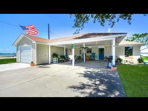 916 W Bayshore Dr, Palacios, TX 77465 VO