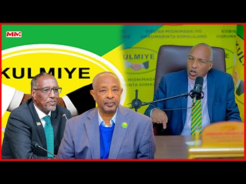 "Muuse Biixiyow Xisbiga Kulmiye gacantaada kuma jiro, Maxamed Kaahin ayaa..."Guddoomiye Samaale.