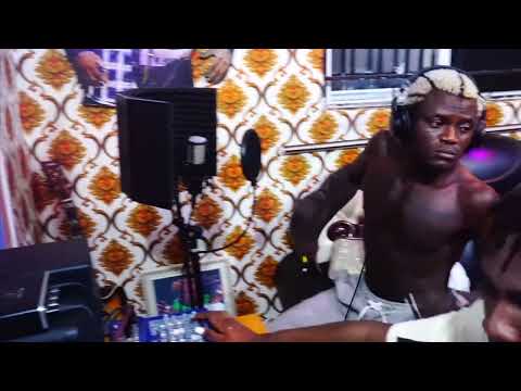 portable studio session,(Dr zeh working hard on this one)