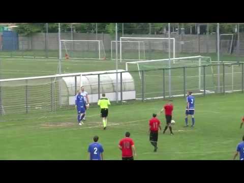 SECONDA CATEGORIA - IL PORTIERE ESPULSO PRENDE PER IL CULO BUFFON