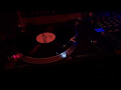 Bellatrax Feat. Sophia May -  I Can't Help Myself (Sunfreakz Extended Mix)