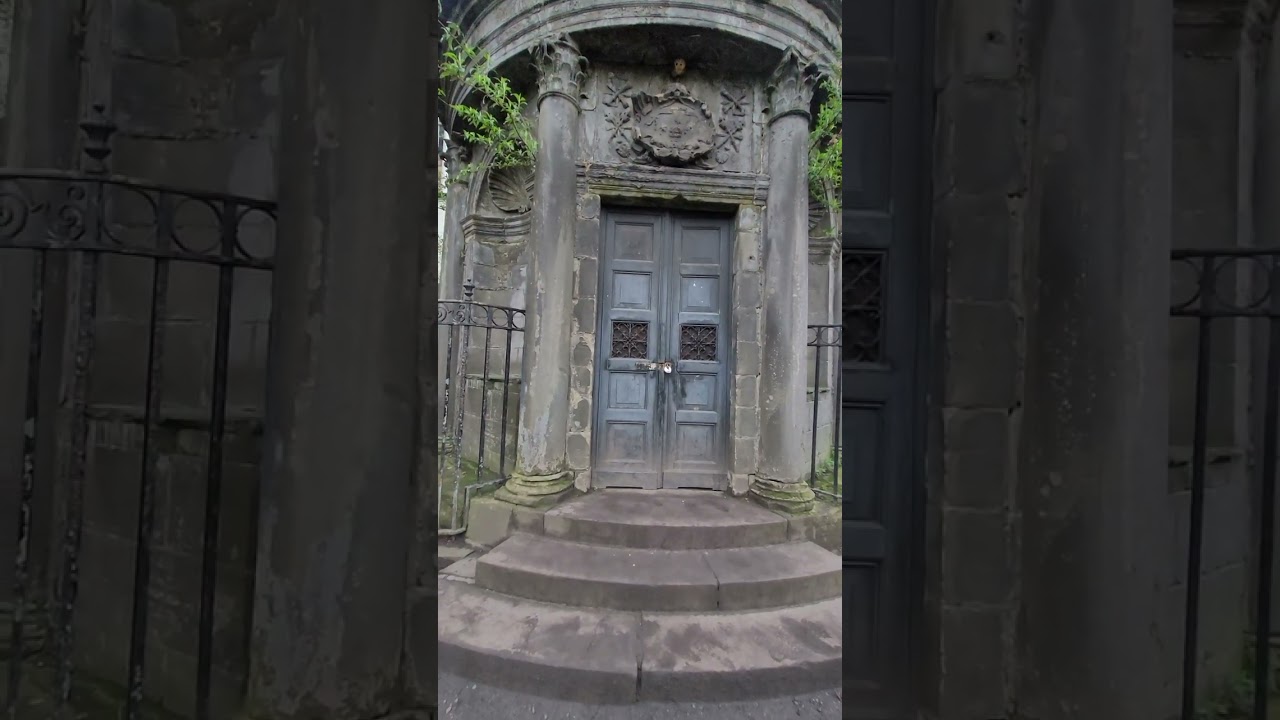 Black mausoleum Greyfriers Kirkyard #death #graveyard #cemetery  #poltergeist #haunted #edinburgh
