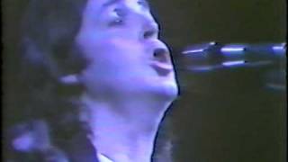 Paul McCartney & Wings - Let Me Roll It (Chicago)