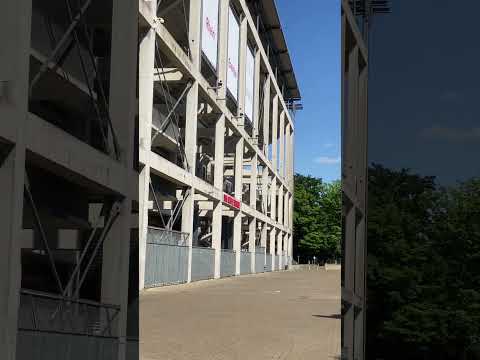 Heinz Flohe ⚽️ Statue. 💖