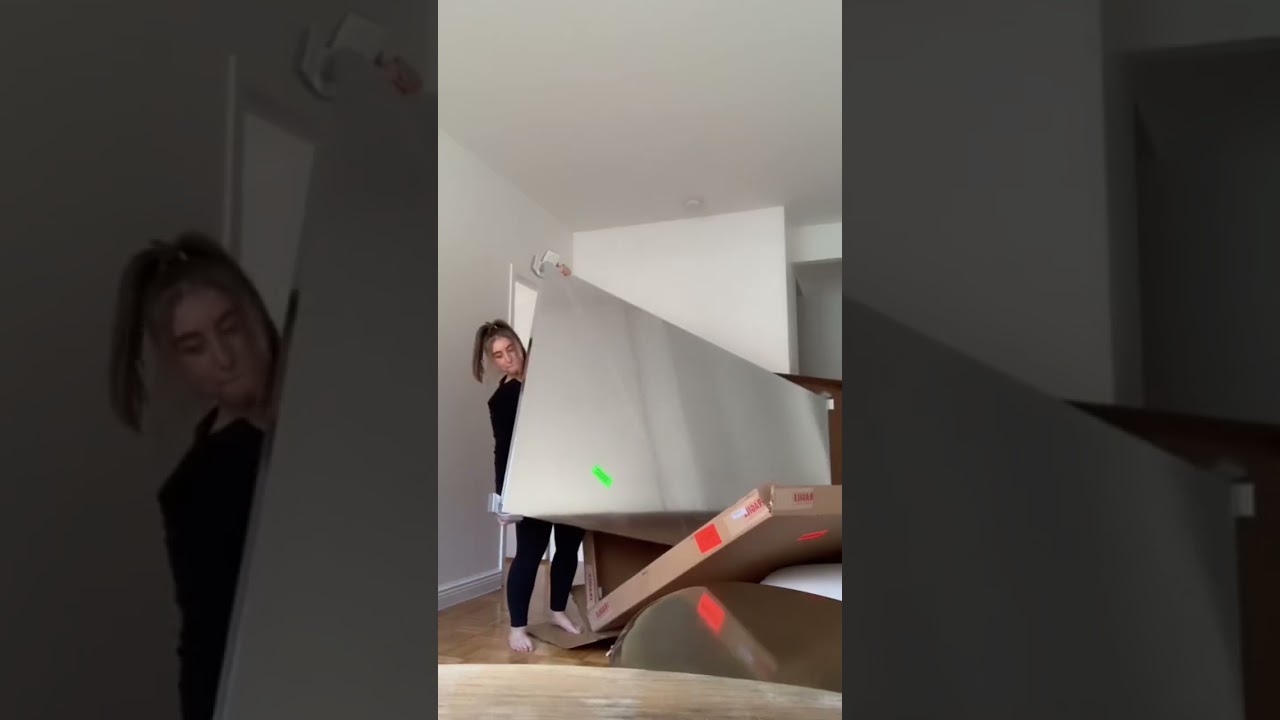 A GLASSLESS Mirror 😯 #shorts #interiordesign #homedecor #unboxing