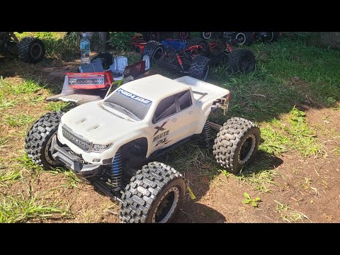 Xmaxx 8s vs  LOSI 5T 12S #rccars #traxxas #xmaxx8s
