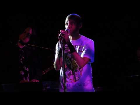 Gail Ann Dorsey (w/Donny McCaslin) - Lazarus