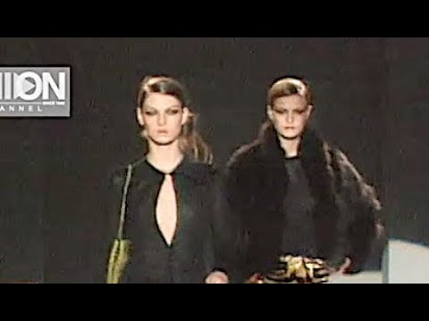GUCCI Fall 1999 2000 Milan - Fashion Channel