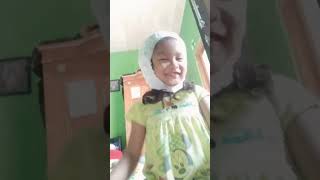 Download lagu zahra main tiktok pakai popok nya hehehe#shorts #tiktok #viral #youtubeshorts mp3