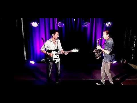 "Moon Landing" -Andreu Martínez - performed by Moon Station