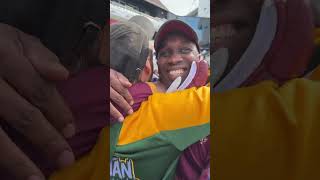 Shahid Afridi comes to meet and interacts with Chris Gayle & DJ Bravo #shorts  🎥 MurtazaViews