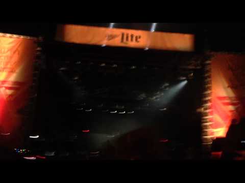 Follow you down vs Reload Zedd ACL 2014